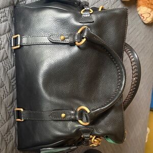 Dooney&Bourke Florentine satchel (Black)